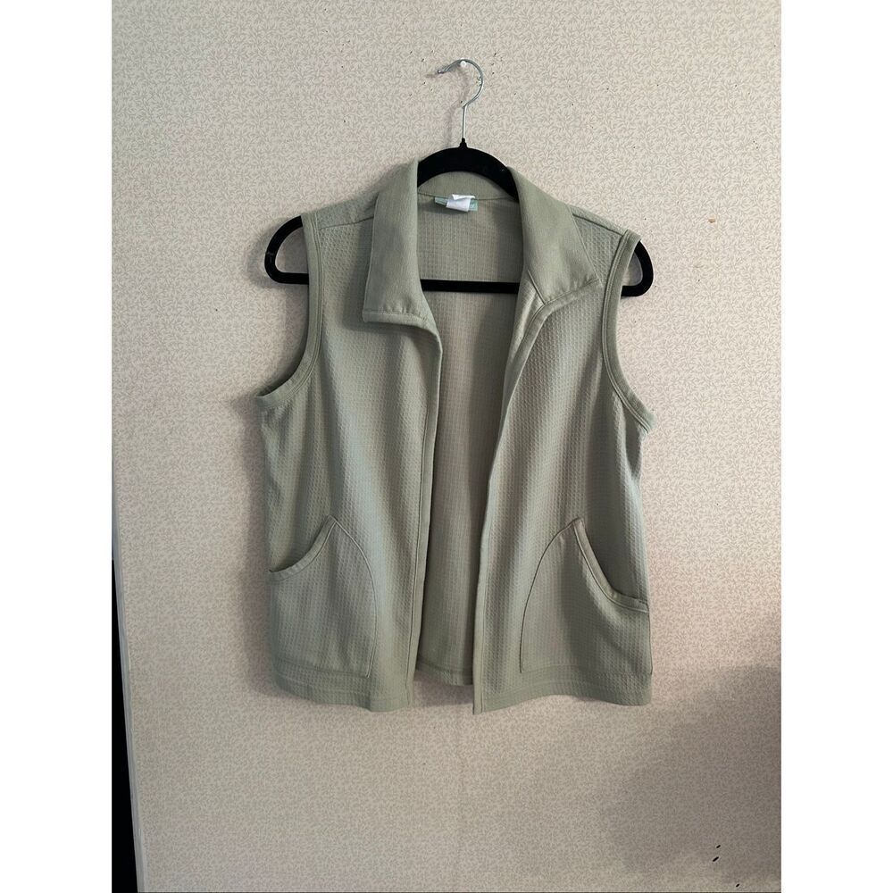 Sage green vest with pockets